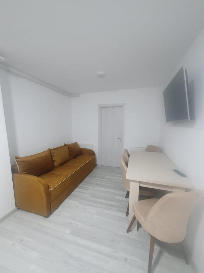 Apartament Nicole Curtea de Argeş المظهر الخارجي الصورة